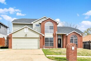 1607 Barclay Dr in Arlington, TX - Building Photo