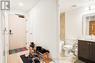 1415 Dundas St E in Oakville, ON - Building Photo - Building Photo