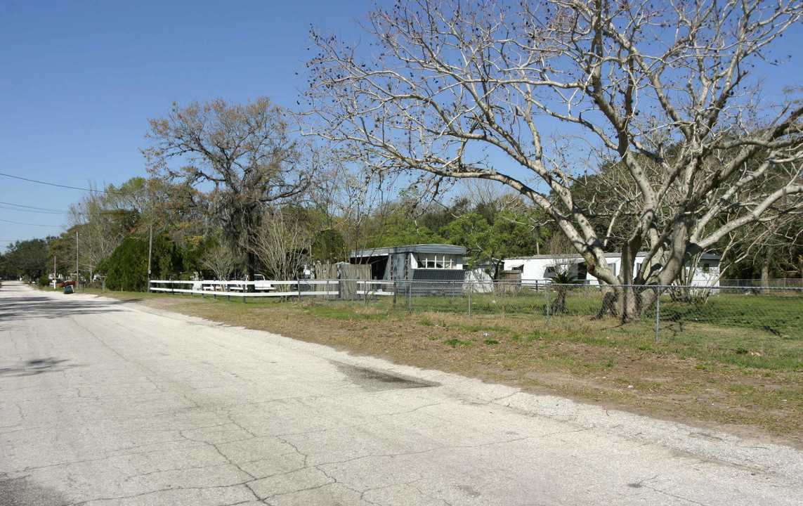 Ariel Gardens Mobile Home Park in Orlando, FL - Building Photo