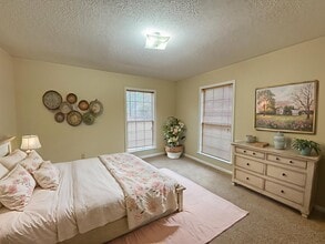 802 N Taylor Ct in Statesboro, GA - Building Photo - Building Photo