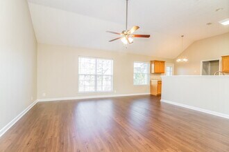 1804 Rory Cove in La Vergne, TN - Building Photo - Building Photo