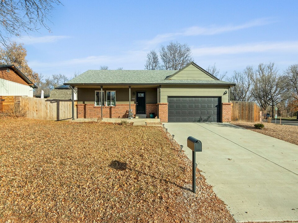 1518 Welch St in Fort Collins, CO - Foto de edificio