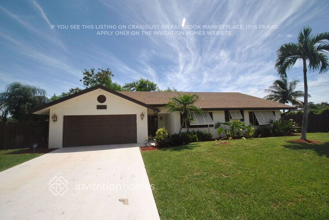 301 SW 27th Ave in Delray Beach, FL - Building Photo