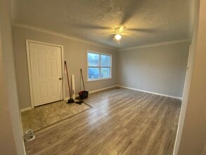 6968 Lapeer Rd in North Street, MI - Building Photo - Building Photo