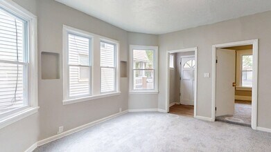 3200 W 94th St in Cleveland, OH - Building Photo - Building Photo