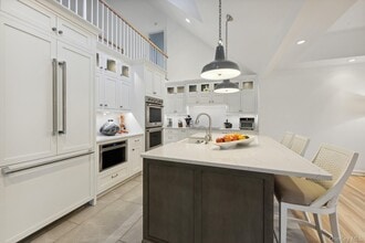 62 Beach Ln in Westhampton Beach, NY - Building Photo - Building Photo