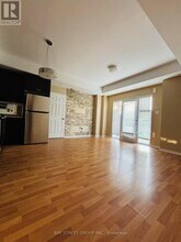 3020-3020 Erin Centre Blvd in Mississauga, ON - Building Photo - Building Photo