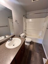 3905 Thompson Ave in Anchorage, AK - Building Photo - Building Photo