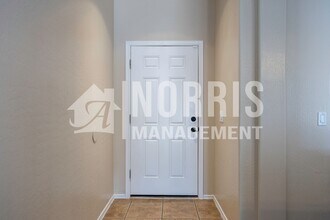 1591 E Desert Breeze Dr in Casa Grande, AZ - Building Photo - Building Photo