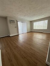 400 New River Rd in Lincoln, RI - Building Photo - Building Photo