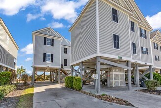 1426 N Waccamaw Dr in Murrells Inlet, SC - Building Photo - Building Photo