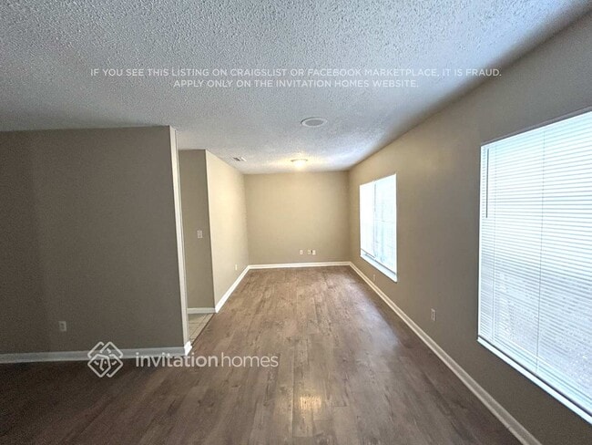 504 Hillside Ct in Brandon, FL - Building Photo - Building Photo