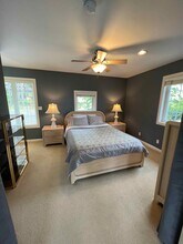 217 Middlefield Rd, Unit Apartmentwithview in Bellingham, WA - Building Photo - Building Photo