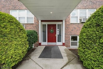 153 Garden Ave in Belleville, NJ - Building Photo - Building Photo
