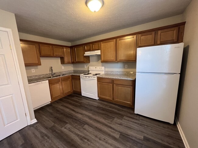 5137 Keegan Way in Louisville, KY - Building Photo - Building Photo