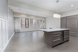 1313 Washington St in Boston, MA - Building Photo - Building Photo