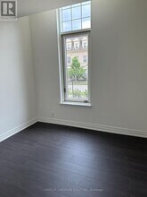 101 Cathedral High St in Markham, ON - Building Photo - Building Photo