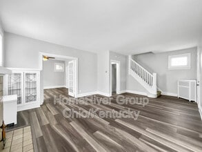 4917 Relleum Ave in Cincinnati, OH - Building Photo - Building Photo