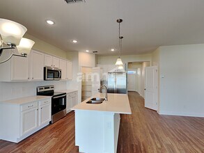 815 Heavenly Dr in St. Cloud, FL - Building Photo - Building Photo