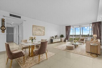 1750 NE 191st St in Miami, FL - Foto de edificio - Building Photo