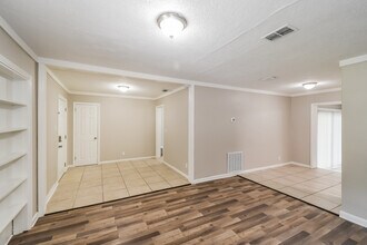 8804 Ricardo Ln in Jacksonville, FL - Building Photo - Building Photo