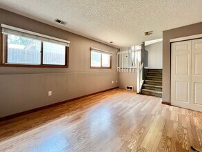 2327 Eagle Dr in Loveland, CO - Building Photo - Building Photo