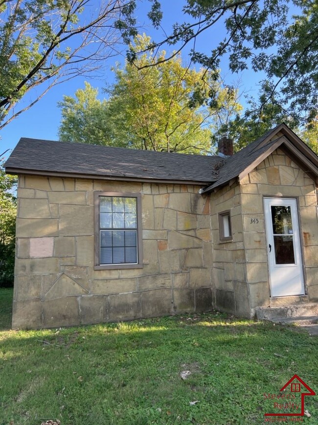 345 W 5th St in Cookeville, TN - Building Photo - Building Photo