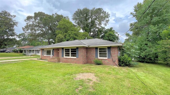 3573 Mayfair Rd in Montgomery, AL - Building Photo - Building Photo