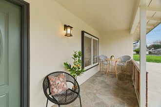 2361 Bedford Rd in Concord, CA - Foto de edificio - Building Photo