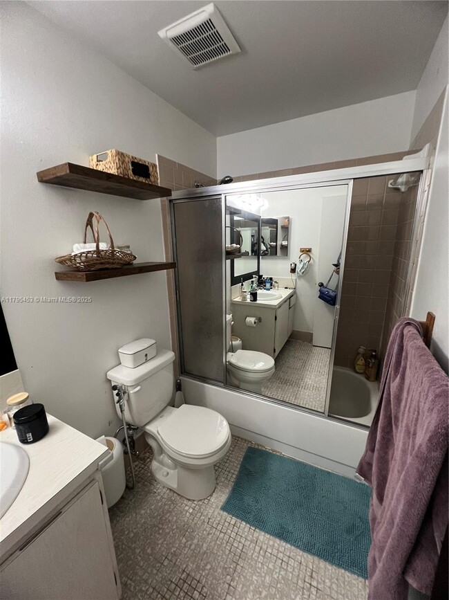 11274 SW 116th Terrace in Miami, FL - Building Photo - Building Photo