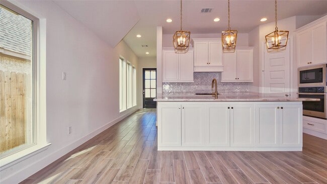 property at 19339 Derby Run Ln