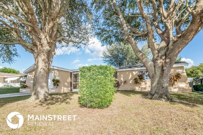 3648 Blackhawk Dr in New Port Richey, FL - Building Photo - Building Photo