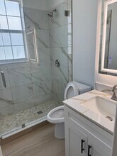 1550 Limetree Bay Ave in Jupiter, FL - Foto de edificio - Building Photo