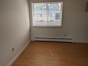 23 Losson Garden Dr in Cheektowaga, NY - Building Photo - Building Photo