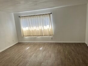 272 E Jackson St, Unit C in Rialto, CA - Building Photo - Building Photo