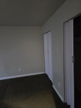 16700 Lahser Rd in Detroit, MI - Building Photo - Building Photo