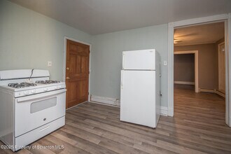 211 Grand Ave in Clarks Summit, PA - Building Photo - Building Photo