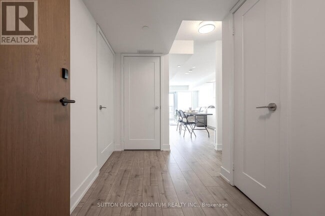 10 Eva Rd in Toronto, ON - Building Photo - Building Photo