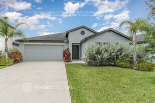 4227 Palatina Way in North Fort Myers, FL - Building Photo