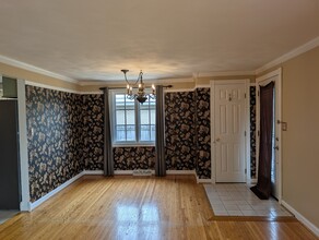 43 Fairelm Ln in Cheektowaga, NY - Building Photo - Building Photo