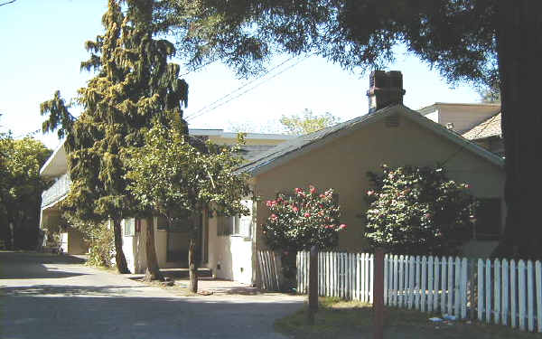 319 N Ellsworth Ave in San Mateo, CA - Building Photo