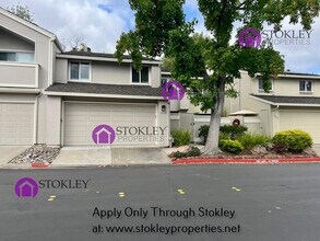 1659 Siskiyou Dr in Walnut Creek, CA - Foto de edificio - Building Photo