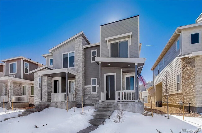 property at 17058 E Center Pl