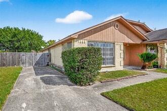7407 Alegria Dr in Houston, TX - Building Photo - Building Photo