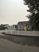 125 Oxford Way in Santa Cruz, CA - Building Photo - Building Photo