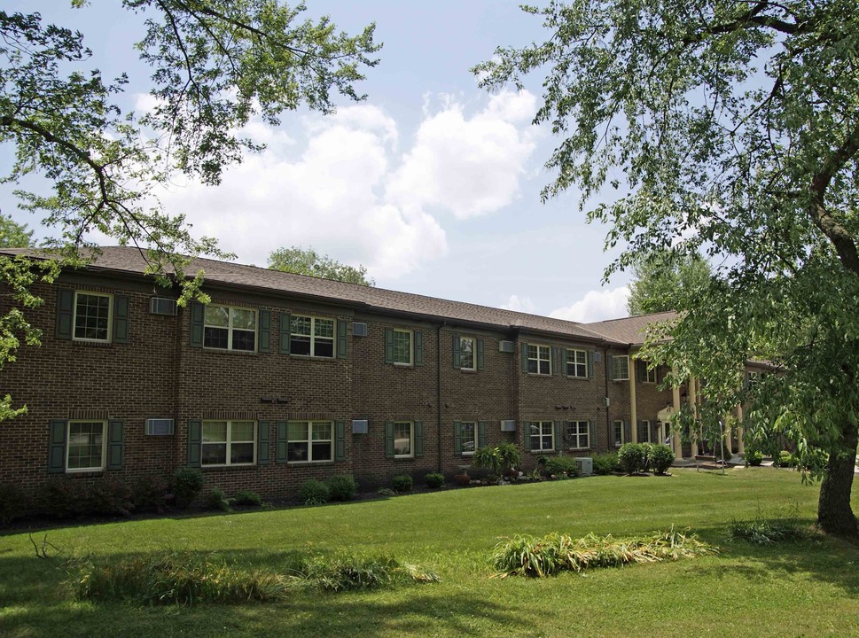 Pleasant View in Pleasantville, OH - Building Photo