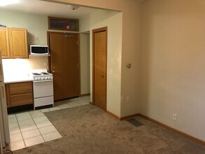 Garden Apartments in Baraboo, WI - Building Photo - Building Photo