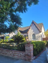 10528 Ayres Ave in Los Angeles, CA - Building Photo