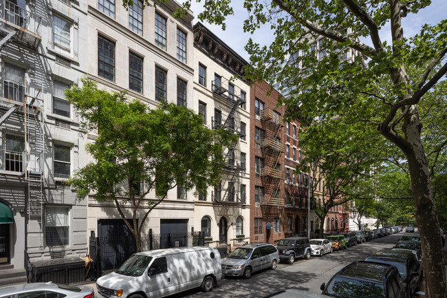 529 E 87th St in New York, NY - Building Photo - Building Photo