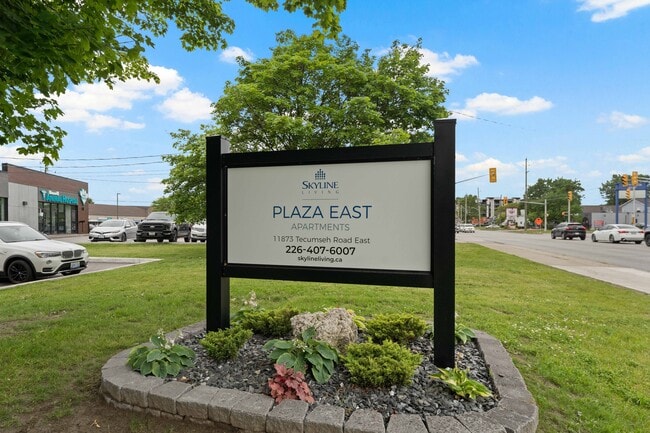 Plaza East in Tecumseh, ON - Building Photo - Building Photo